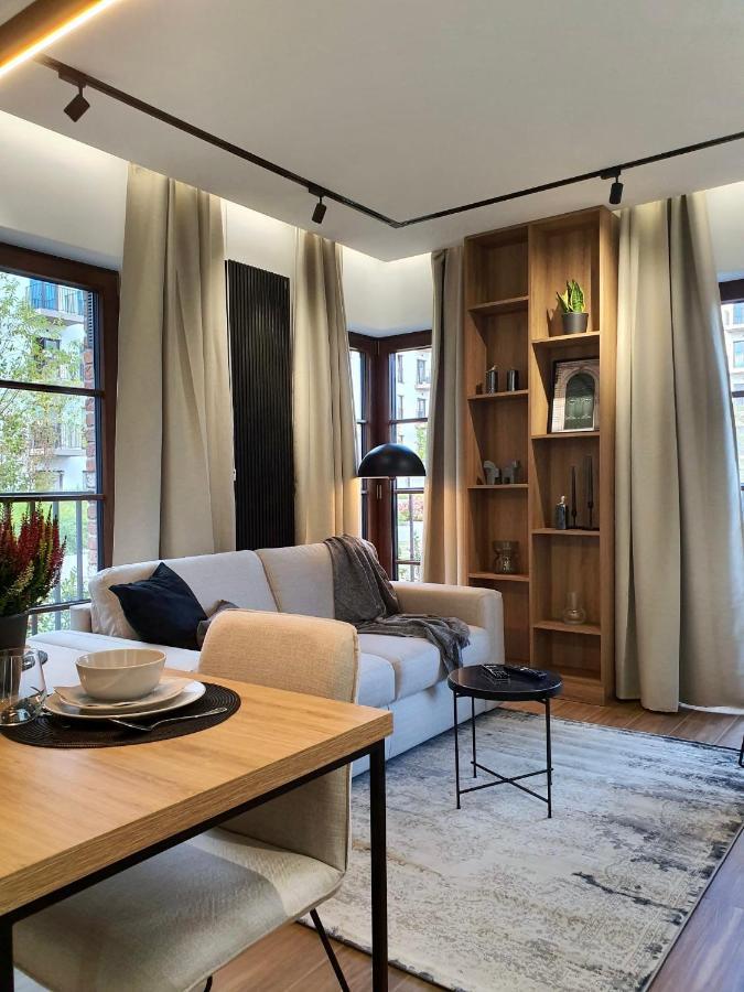 Luxury 2-Room Apartment In Praga-Polnoc Port Praski 바르샤바 외부 사진