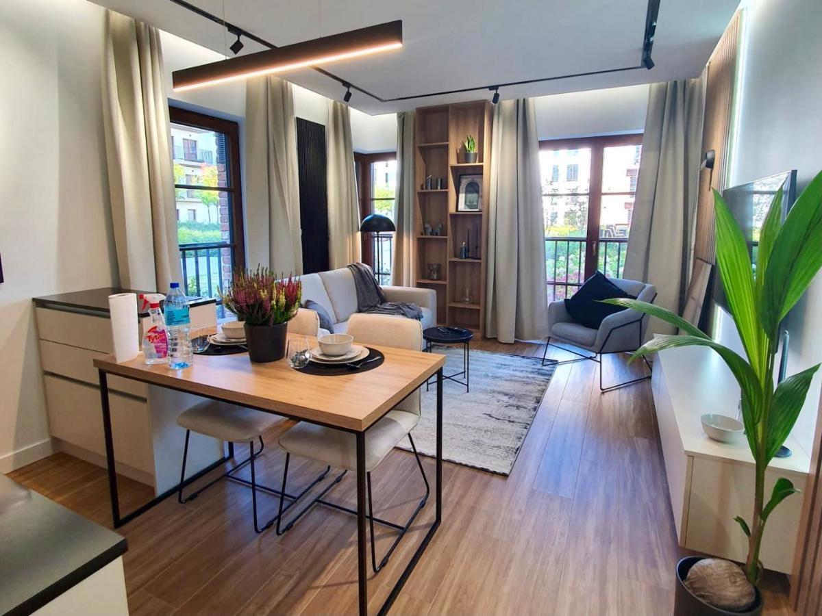 Luxury 2-Room Apartment In Praga-Polnoc Port Praski 바르샤바 외부 사진