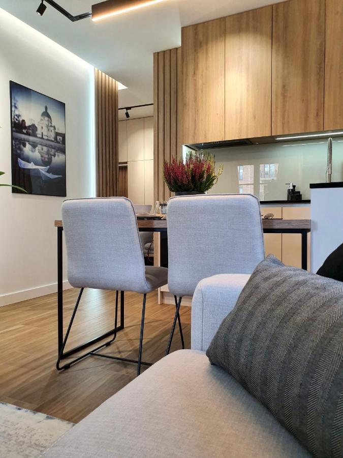 Luxury 2-Room Apartment In Praga-Polnoc Port Praski 바르샤바 외부 사진