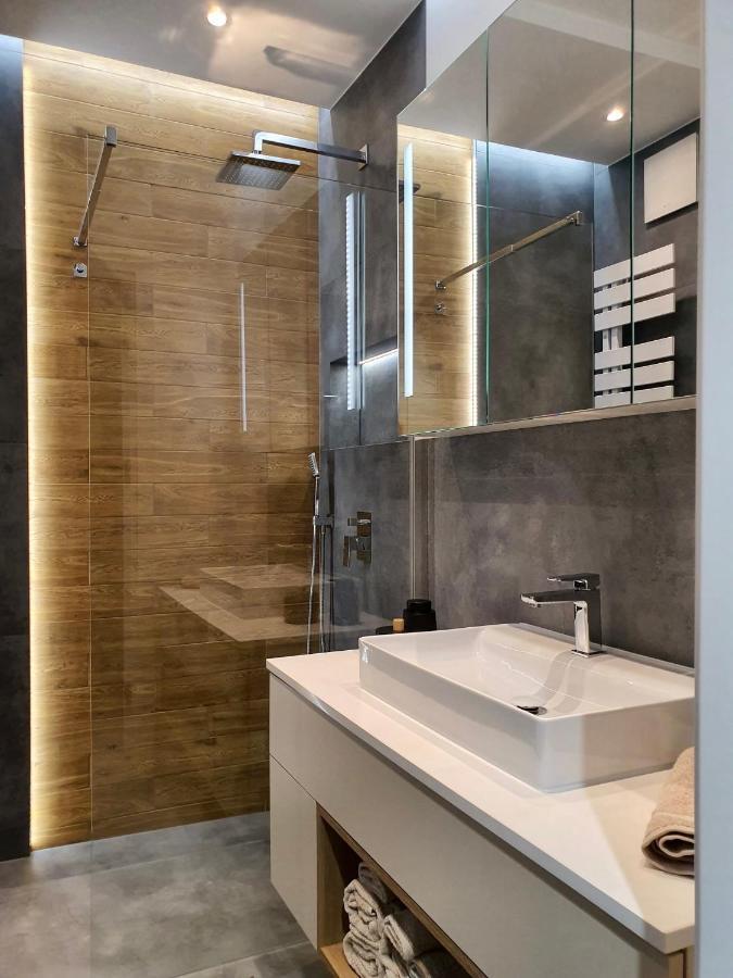 Luxury 2-Room Apartment In Praga-Polnoc Port Praski 바르샤바 외부 사진
