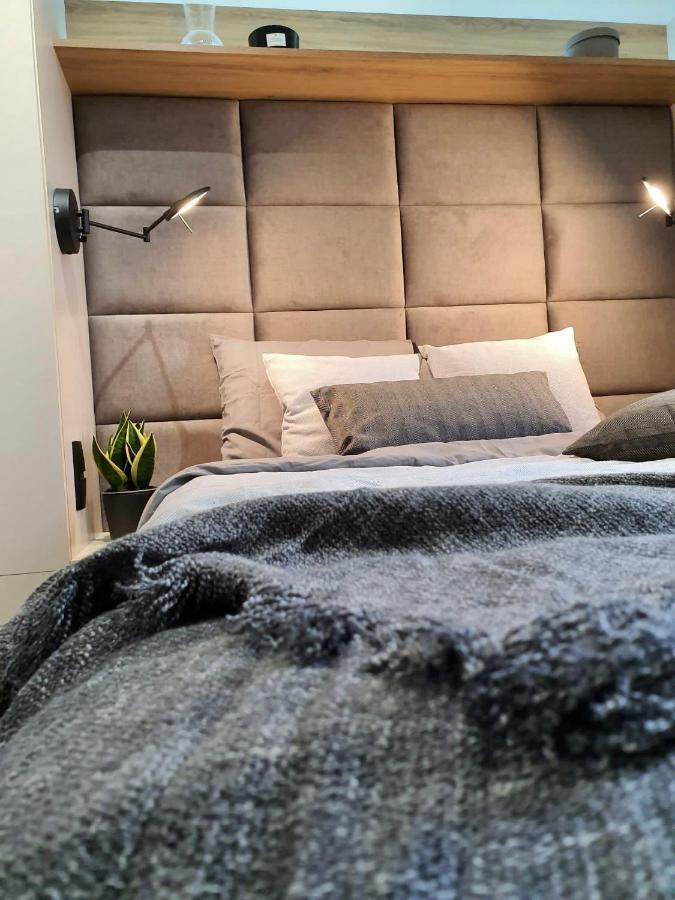 Luxury 2-Room Apartment In Praga-Polnoc Port Praski 바르샤바 외부 사진