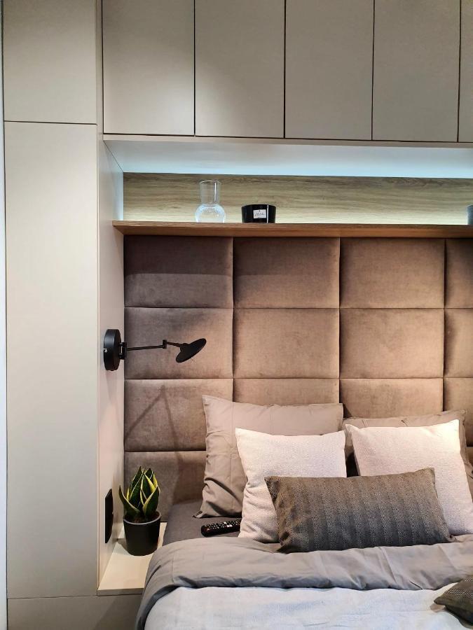 Luxury 2-Room Apartment In Praga-Polnoc Port Praski 바르샤바 외부 사진