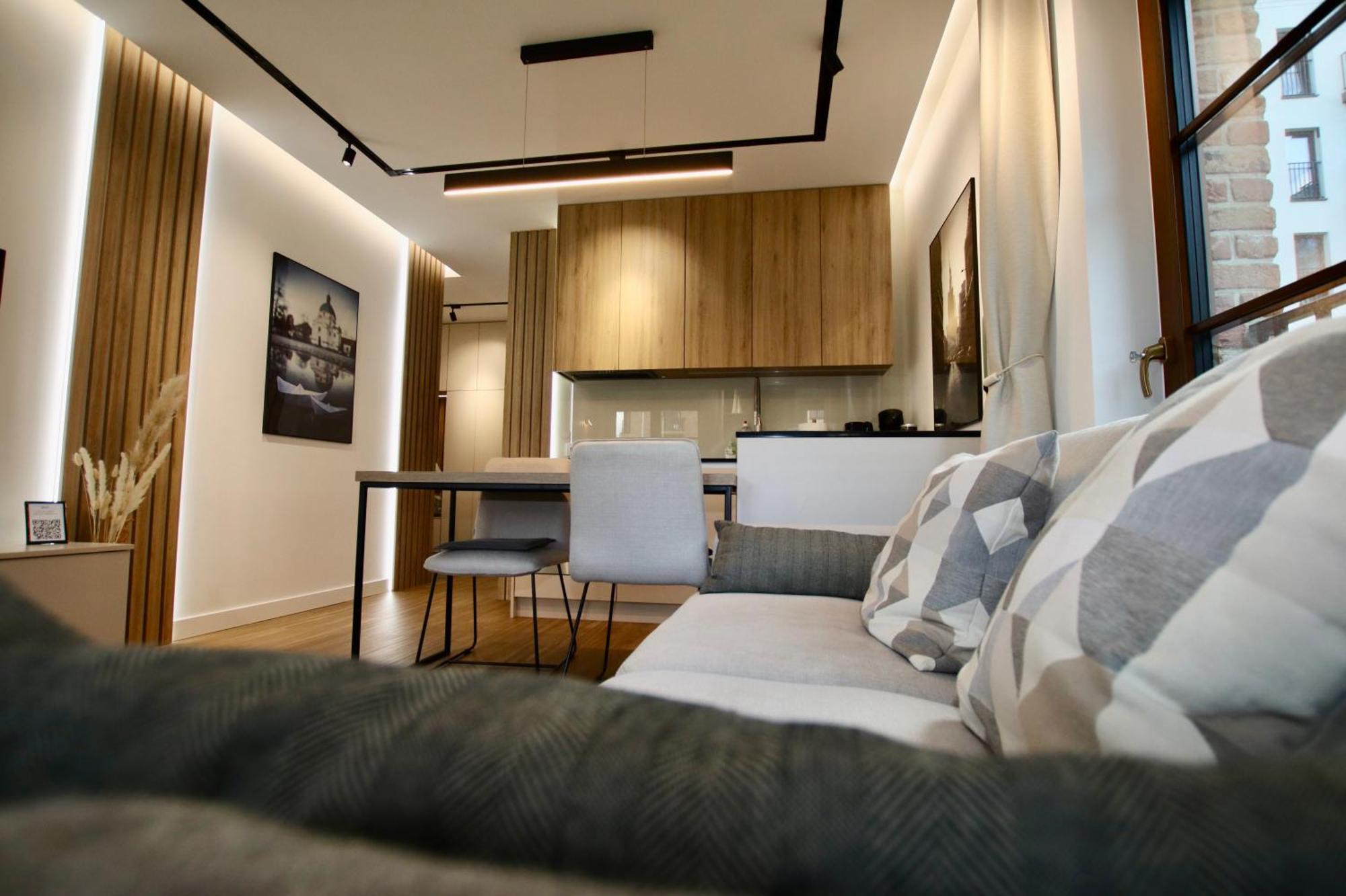 Luxury 2-Room Apartment In Praga-Polnoc Port Praski 바르샤바 외부 사진